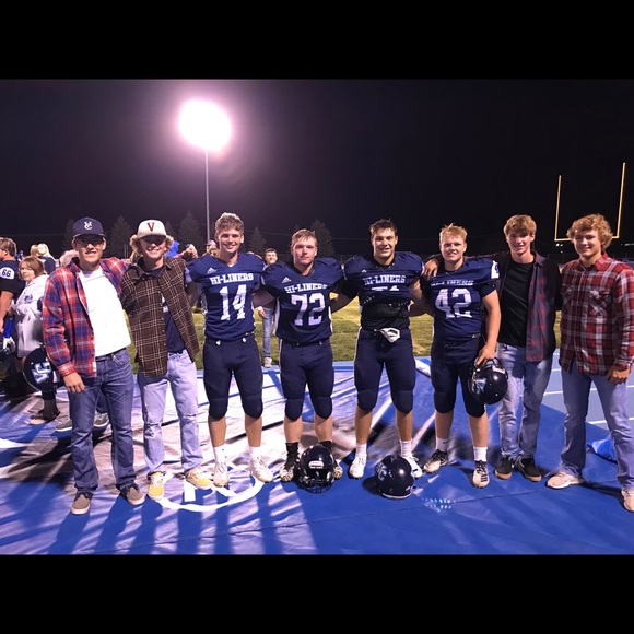 Meet your Posher, Alex - Picture 1 of 1